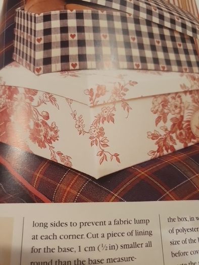 Decorstive Details Design And Make From Pet Smoke Free Home In Very Good Condition