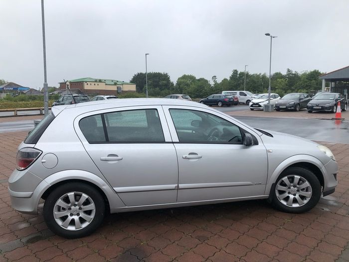 2008 Opel Astra