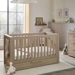 Mamas and Papas Cot bed