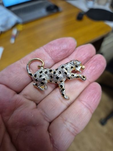 Vintage Brooch