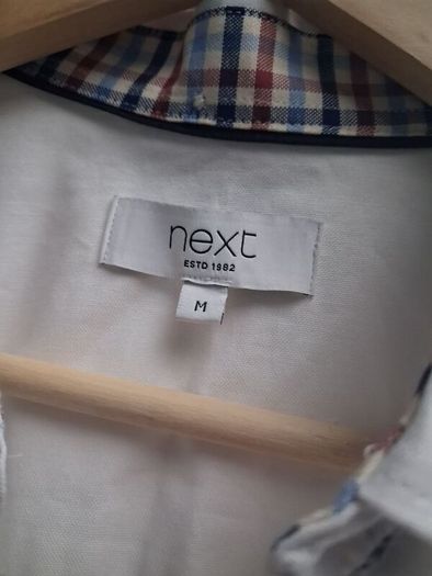 Mans white shirt...