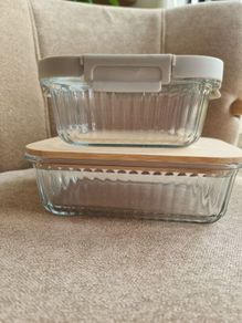 Ribbed glass containers