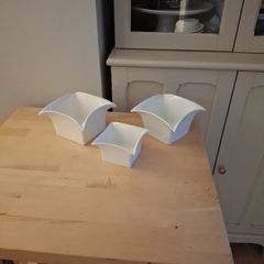 Serving dishes