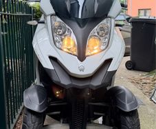 Quadro S