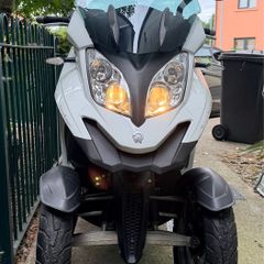 Quadro S