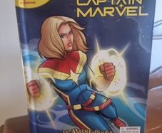 Captain Marvel My Busy Books - Storybook, 10 figurines, playmat,