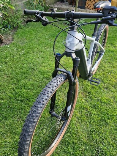 Electric mountain bike EMTB