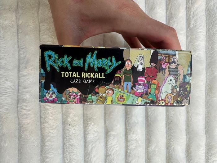 Rick and Morty Total Rickall Card Game 2-5 Players Cryptozoic new Please see pictures