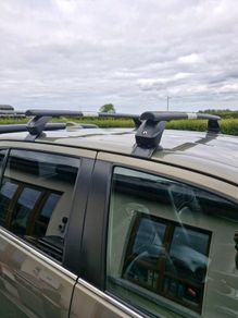 Roof bars Toyota Hilux
