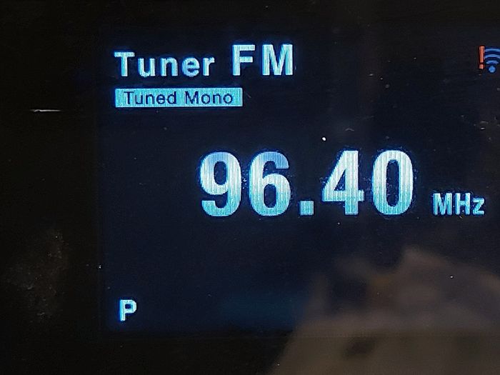 Pioneer Network CD Receiver, Model XC-HM71-K, Radio, CD, IPOD, USB, Wireless Internet Music & Radio, Only one speaker and no remote control
