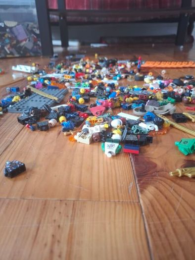 Lego and Lego Table