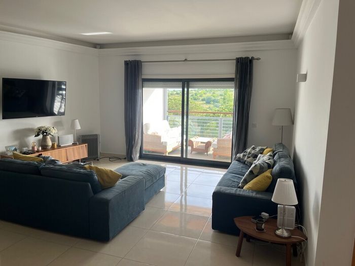 Lagos - Large 3 Bed Apartment with Pool & WiFi just a short walk from the Marinaay