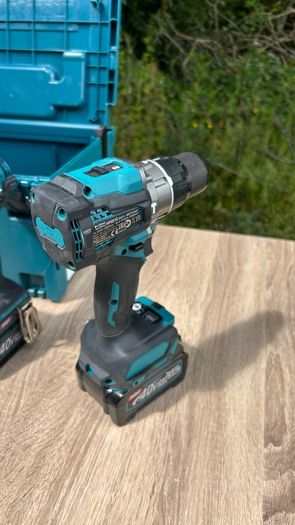 Like new!! Combi drill XGT and Impact driver XGT