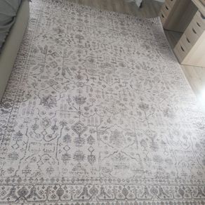 New Huge Rug- 240x340 CM
