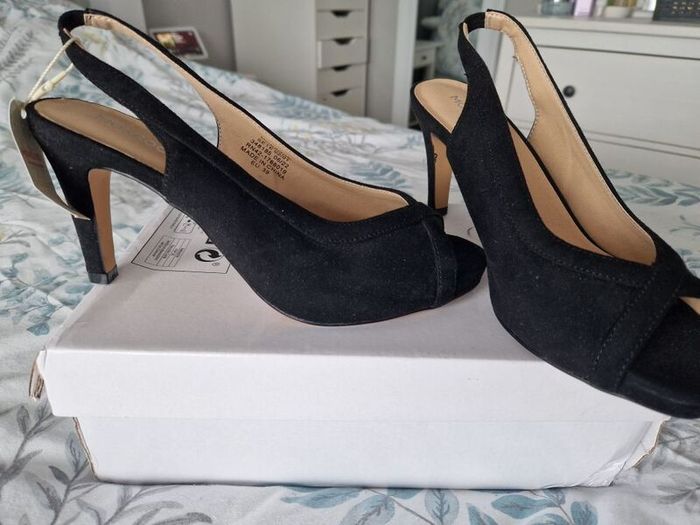 brand new heels