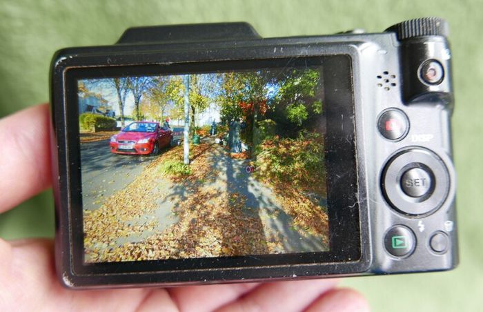 Maginon SZ-24 Digital Compact Camera 16,1MP - 24 x Optical Zoom Tested (battery cover is missing)