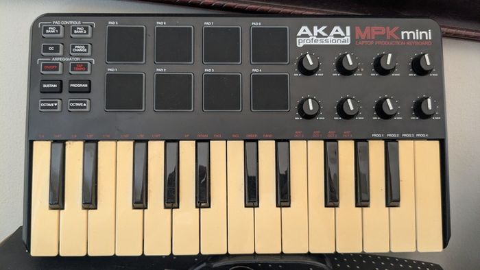 Akai mpk mini mk1