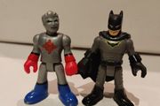 Imaginext DC Superhero Captain Atom and Batman