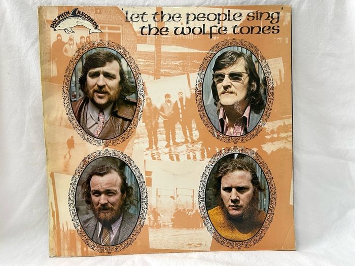 Wolfe Tones Let The People Sing LP 1972 Irish Press DOL 1004 A1/B1 + Insert
