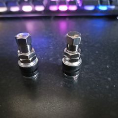 Motorbike metal short valve