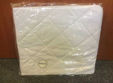 Single Mattress Protector x 3 NEW