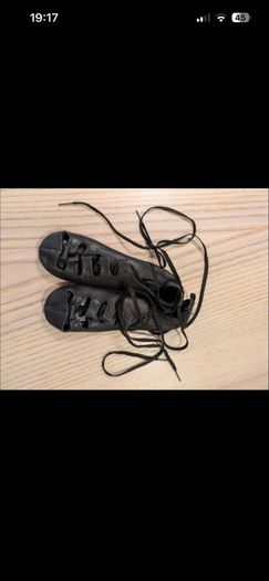 Irish dancing shoes , girls