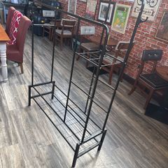 clothes rail