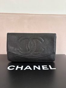 chanel Vintage WOC clutch Black Caviar Gold Hardware