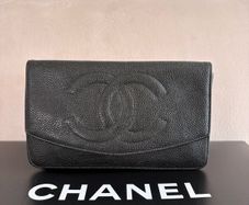 chanel Vintage WOC clutch Black Caviar Gold Hardware