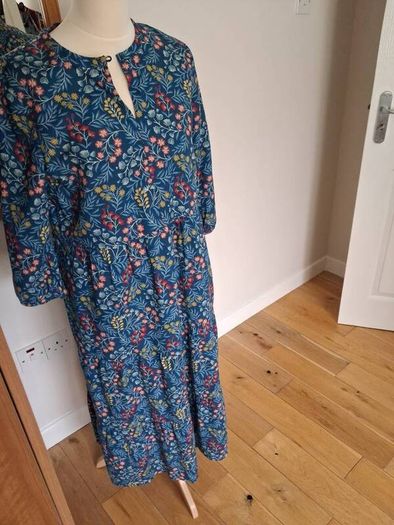 Seasalt cornwall Coastal Flower Dress Size 10