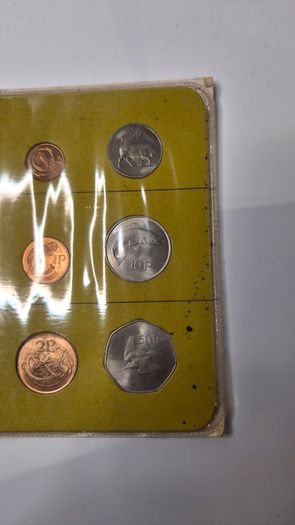 Official Ireland's Decimal Coins Set 1969 to 1971 Uncirculated