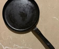Vintage crepe AC cast iron pan