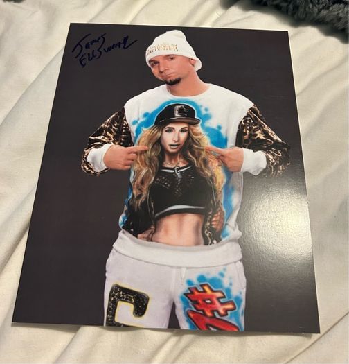 Wrestling autographs