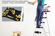 ladder with handrail - Folding rung with large non-slip foot pedal - Sturdy and practical handle - Lightweight - 228 kg - White