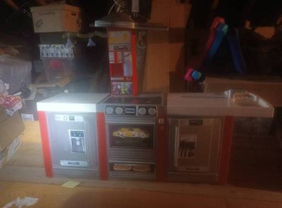 toy kitchen
