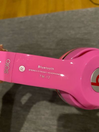 Fake Beats Solo headphone