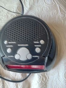 clock radio