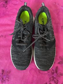 Skechers Size 5