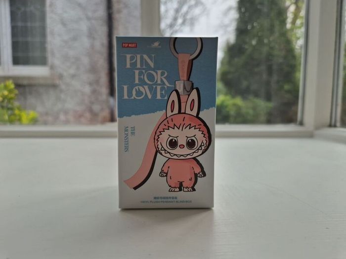 popmart labubu pin for love N-Z