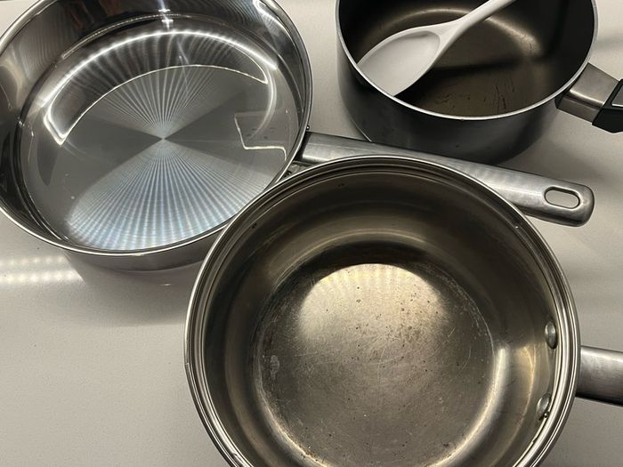 Cooking Pots   From  10 Euro