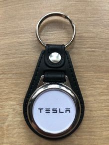 Leather Tesla key ring with shopping trolley token/coin