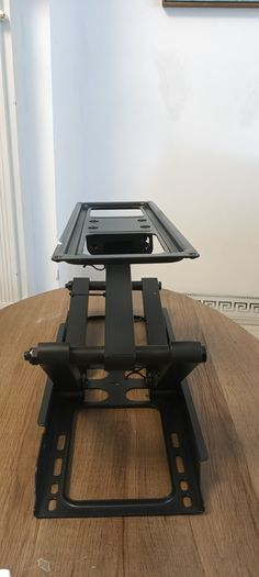 New 37"-65" Full-Motion TV Mount