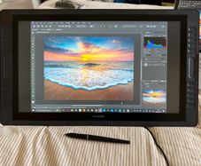 Huion KAMVAS GT-221 PRO HD graphics tablet