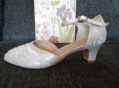 Ivory Wedding Shoes Perfect Bridal Size 4