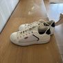 Levis Trainers UK 4 White Navy Image 2