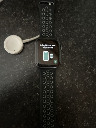 IPHONE 14 bundle with I watch 5