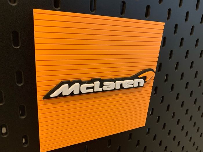 McLaren F1 Racing Team Artwork 3D Printed (Free Postage)