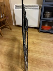 Foldable cast iron plant stand