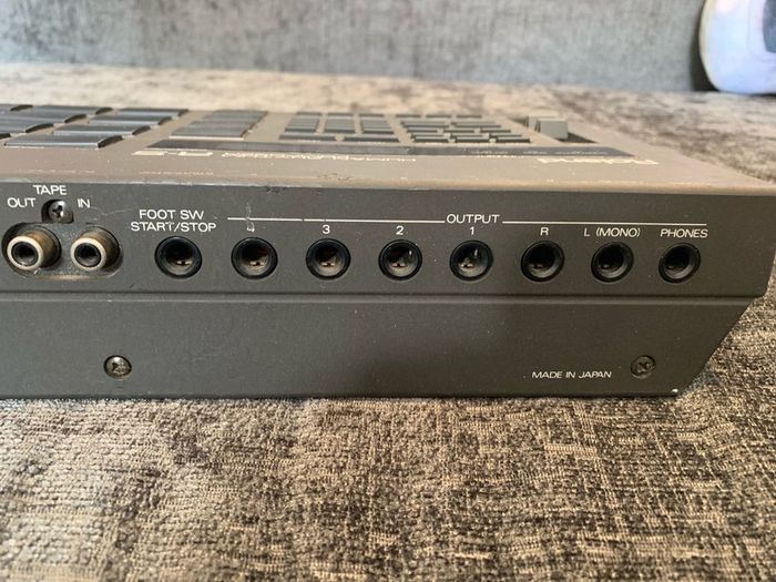 Roland R-5 Human Rhythm Composer