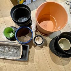 Plant pots